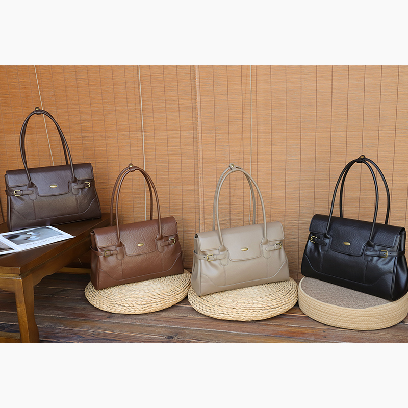 Sac sous les bras en cuir de q - Luxury Bags Tote avis et prix